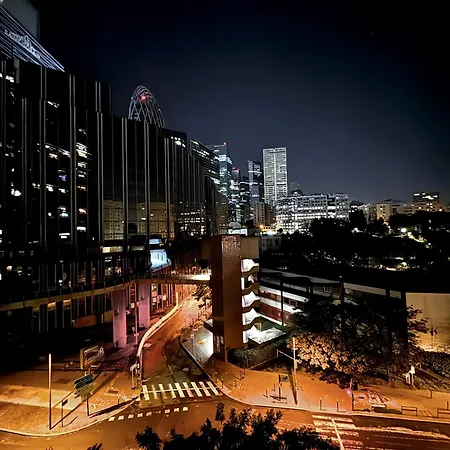Avec Balcon Vue Sur La Defense 아파트
